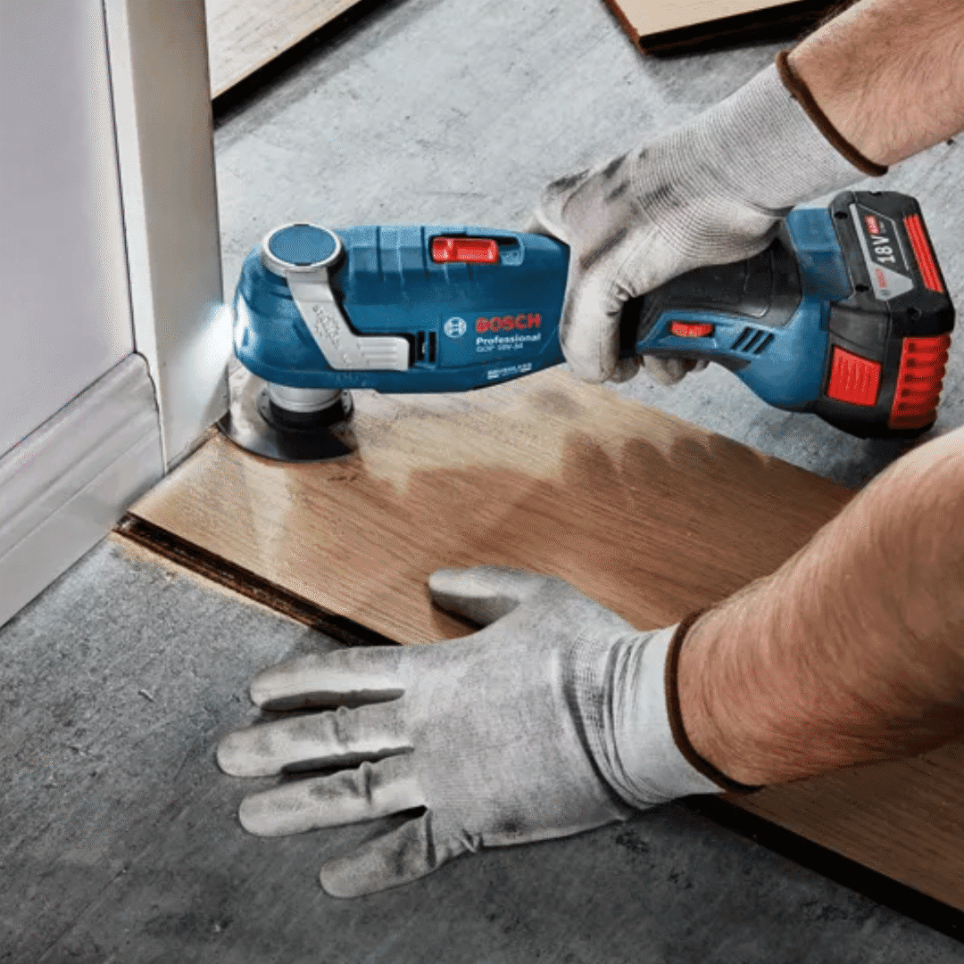 Multiferramenta Bosch Profissional GOP 18V-34 + Acessórios + Mala  (06018G2002)
