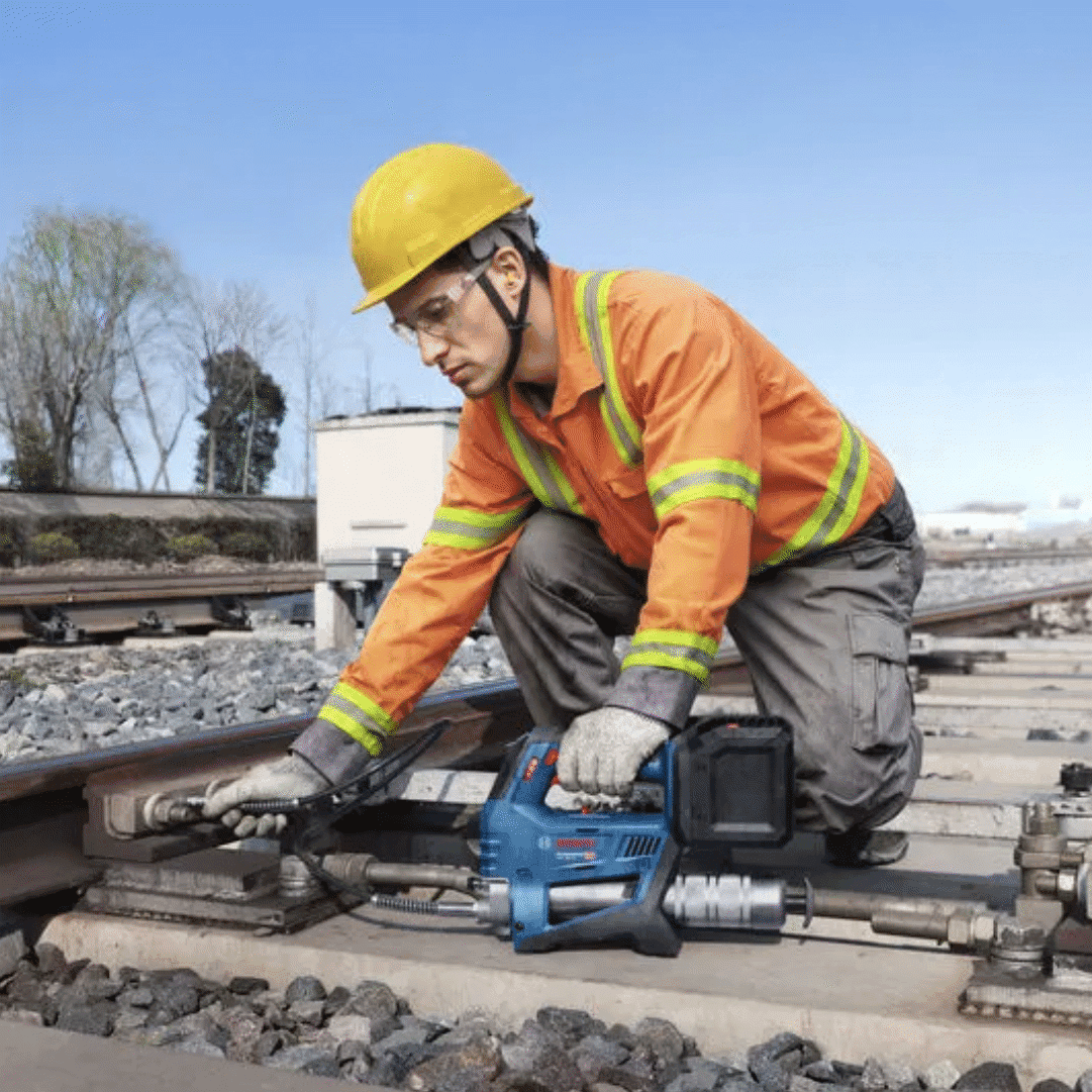 Bomba de Lubrificação Bosch Profissional GFP 18V-10 (06019N6000)