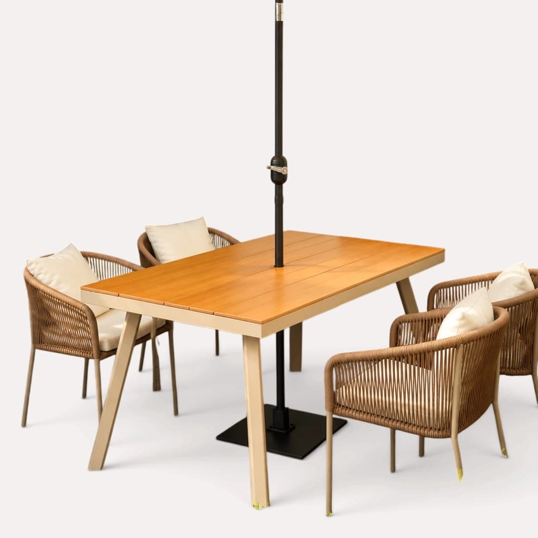 Conjunto Jardim Designia Riviera 4 Cadeiras Camel + Mesa Portofino Camel C/ Buraco 150x90x75CM